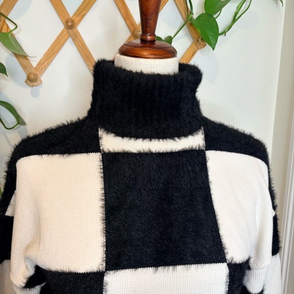 STAUD Benny Checkerboard Turtleneck Sweater - Picture 7 of 12